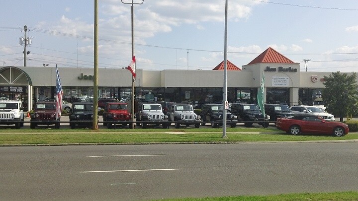 Car chrysler dealer jeep new north point #4