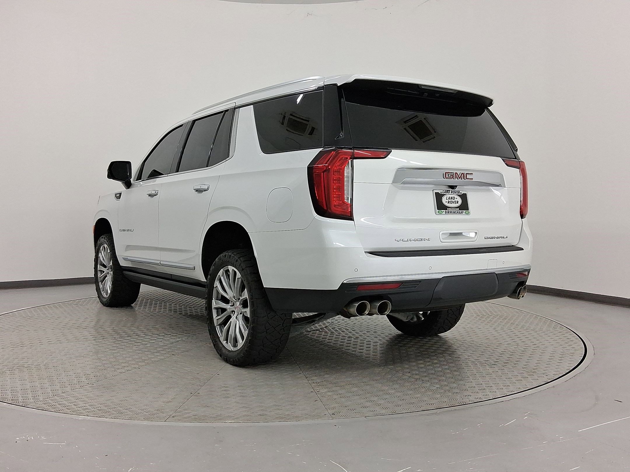 2022 Gmc Yukon Denali photo 2