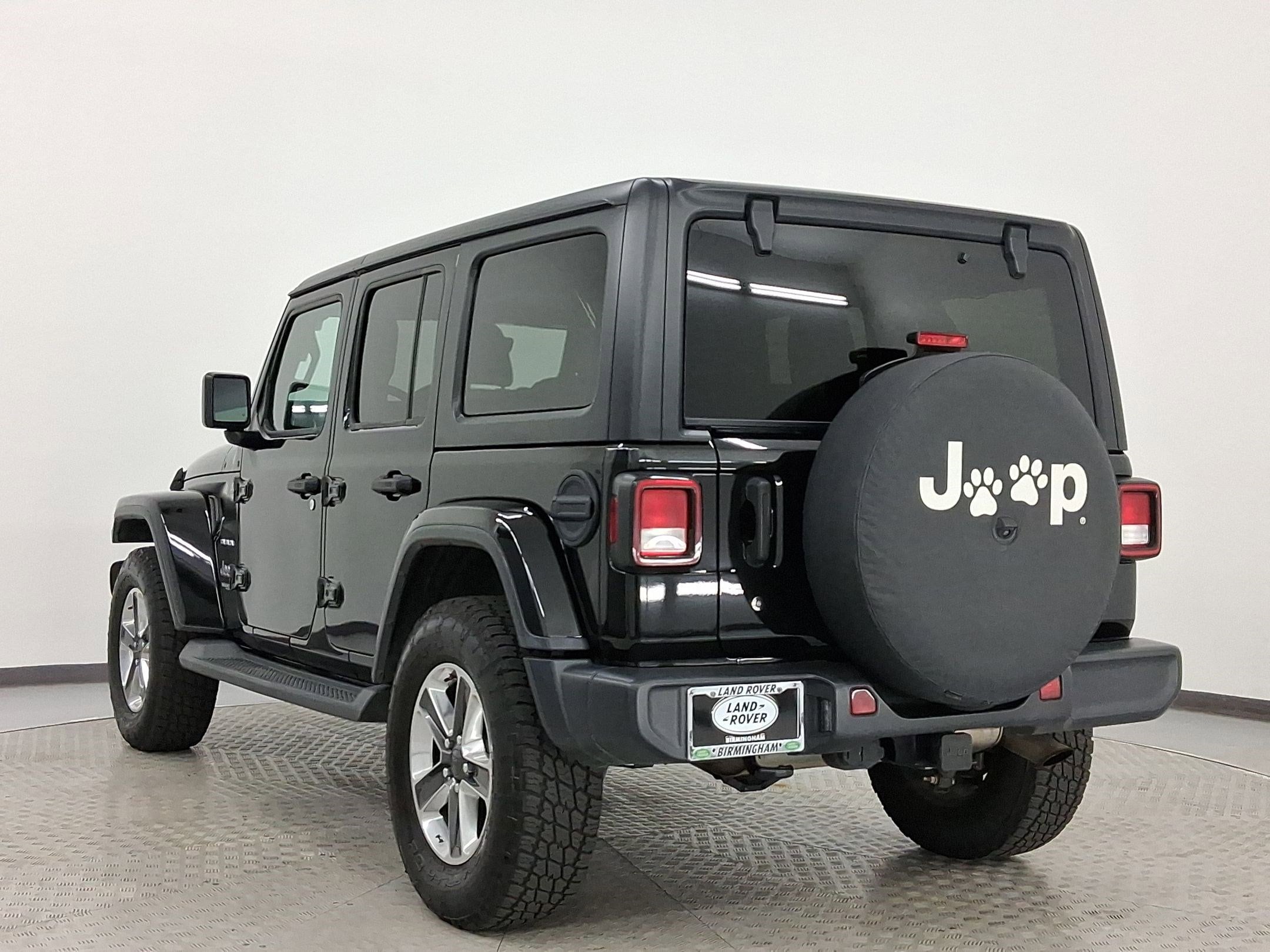 2019 Jeep Wrangler Unlimited Sahara 4x4 photo 2