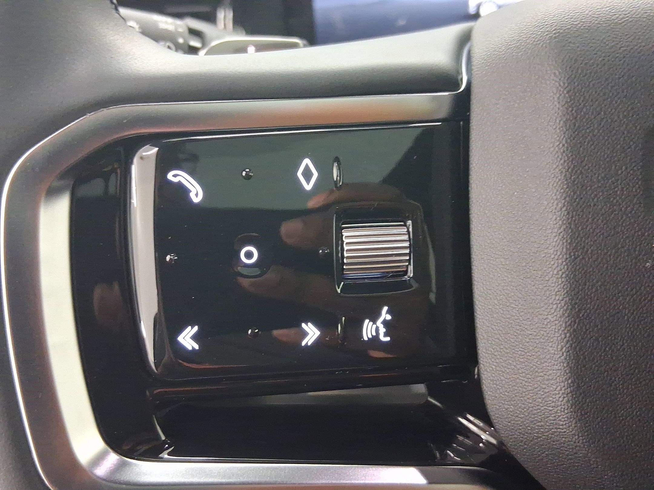 2025 Land Rover Discovery Sport Dynamic SE - Photo 15