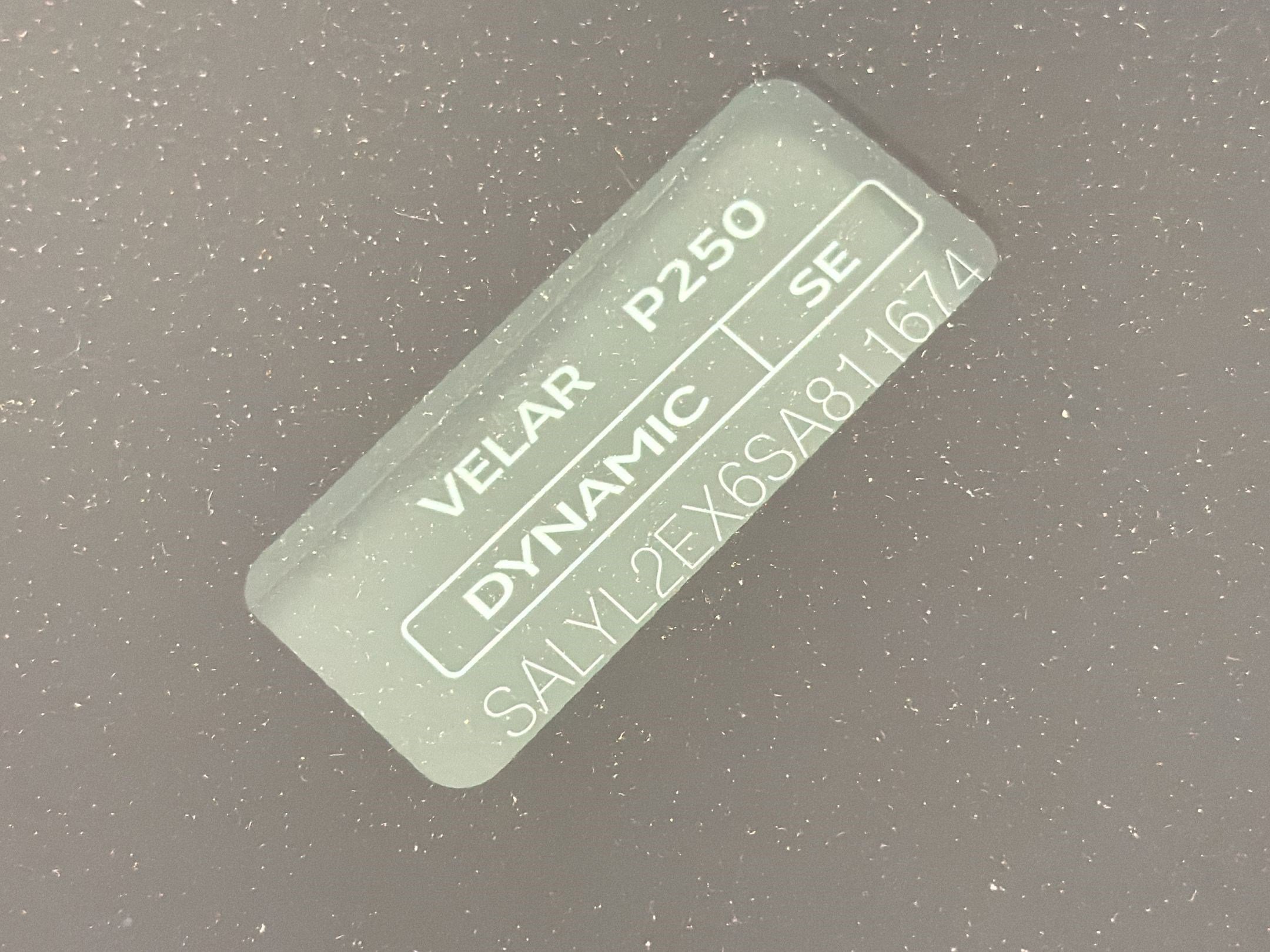 2025 Land Rover Range Rover Velar Dynamic SE - Photo 17