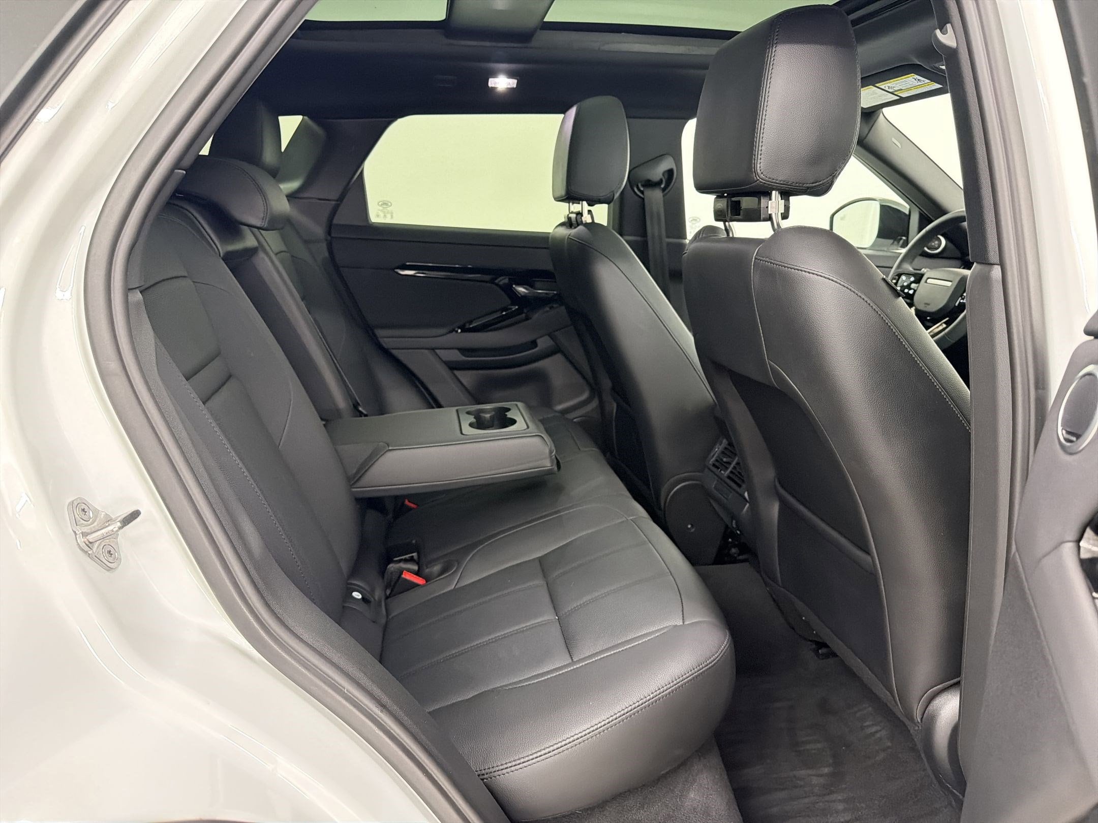 2026 Land Rover Range Rover Evoque Dynamic SE - Photo 26