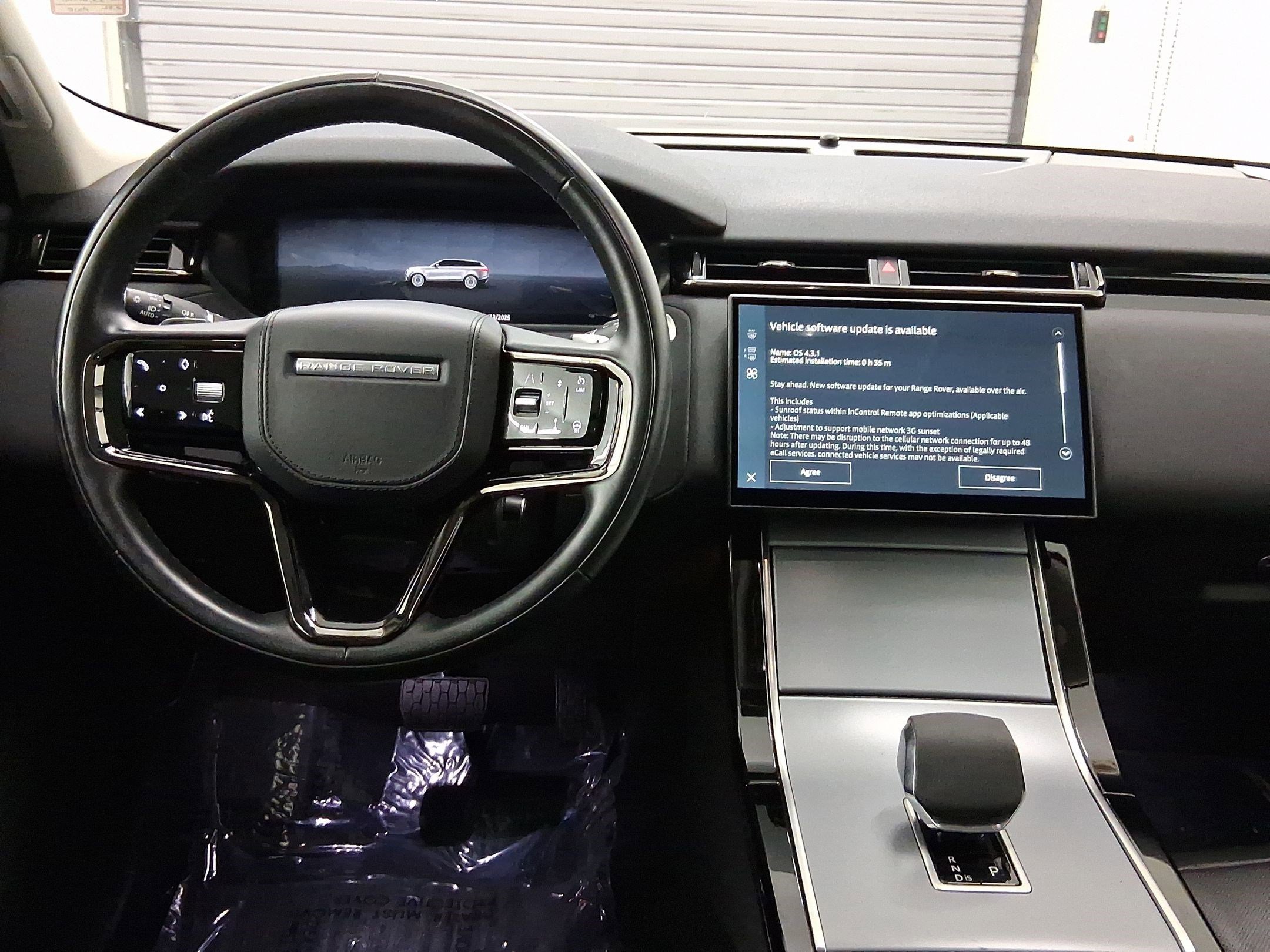 2024 Land Rover Range Rover Velar S photo 3