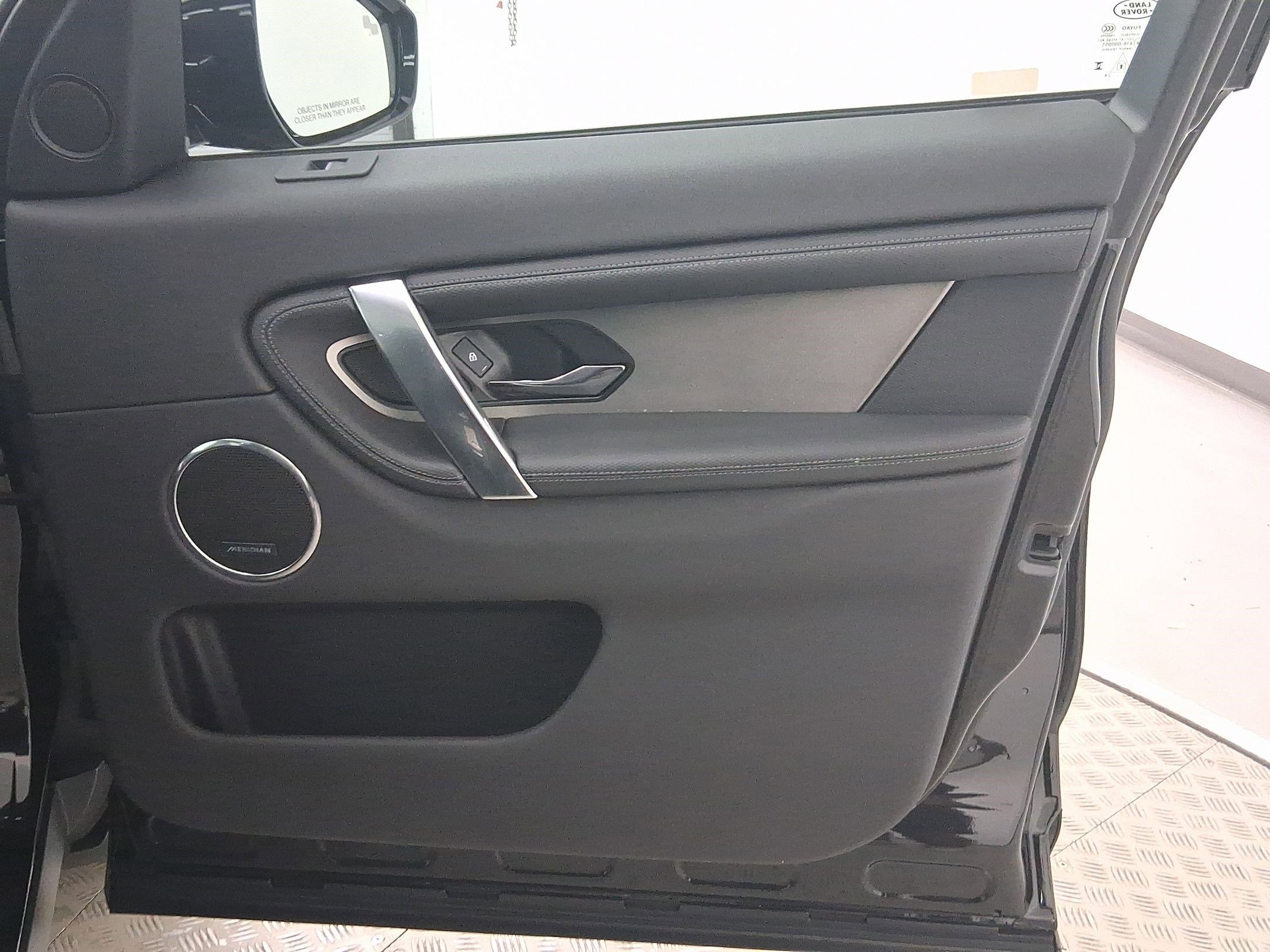 2025 Land Rover Discovery Sport Dynamic SE - Photo 34