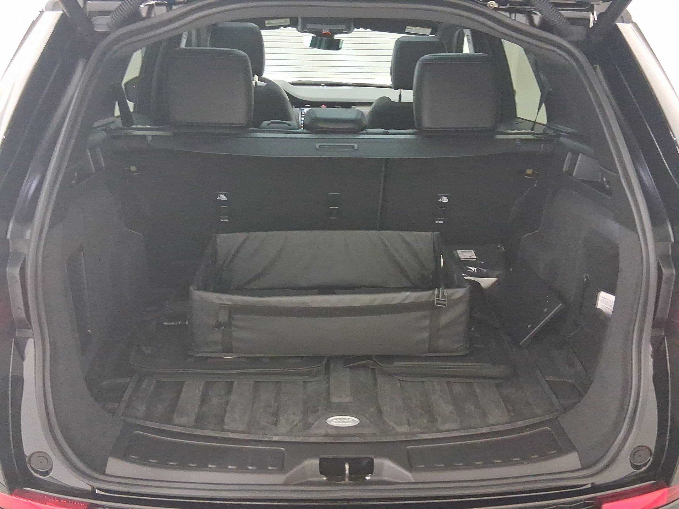 2025 Land Rover Discovery Sport Dynamic SE - Photo 30