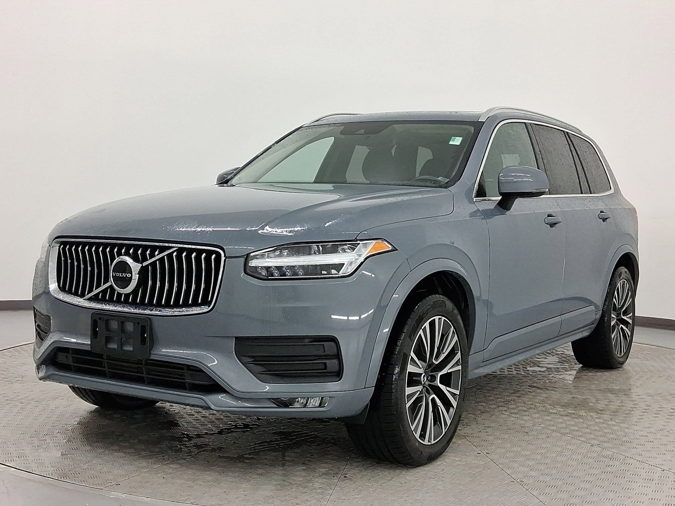 2020 Volvo XC90 Momentum