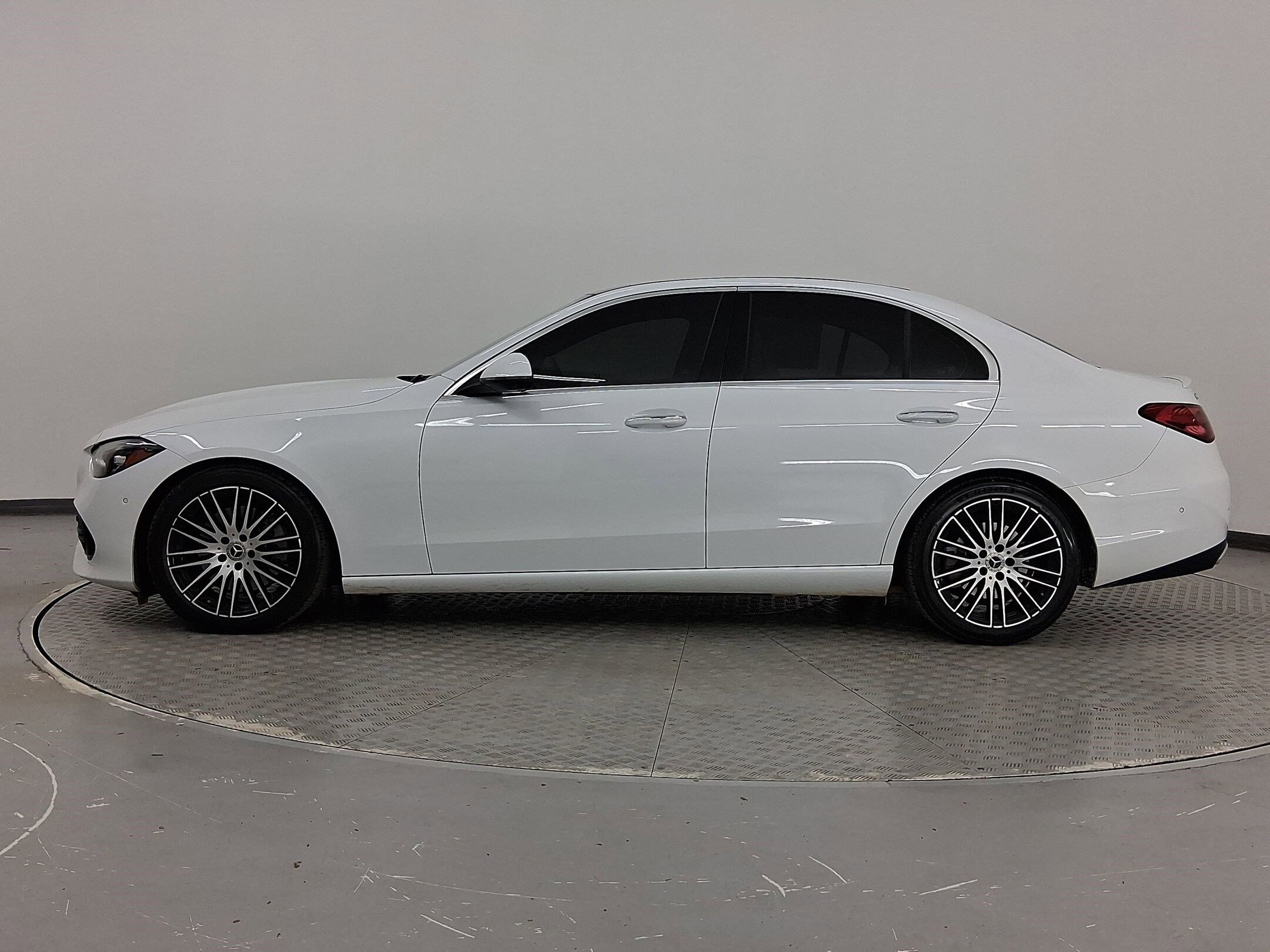 2022 Mercedes Benz C 300 4MATIC Sedan photo 2