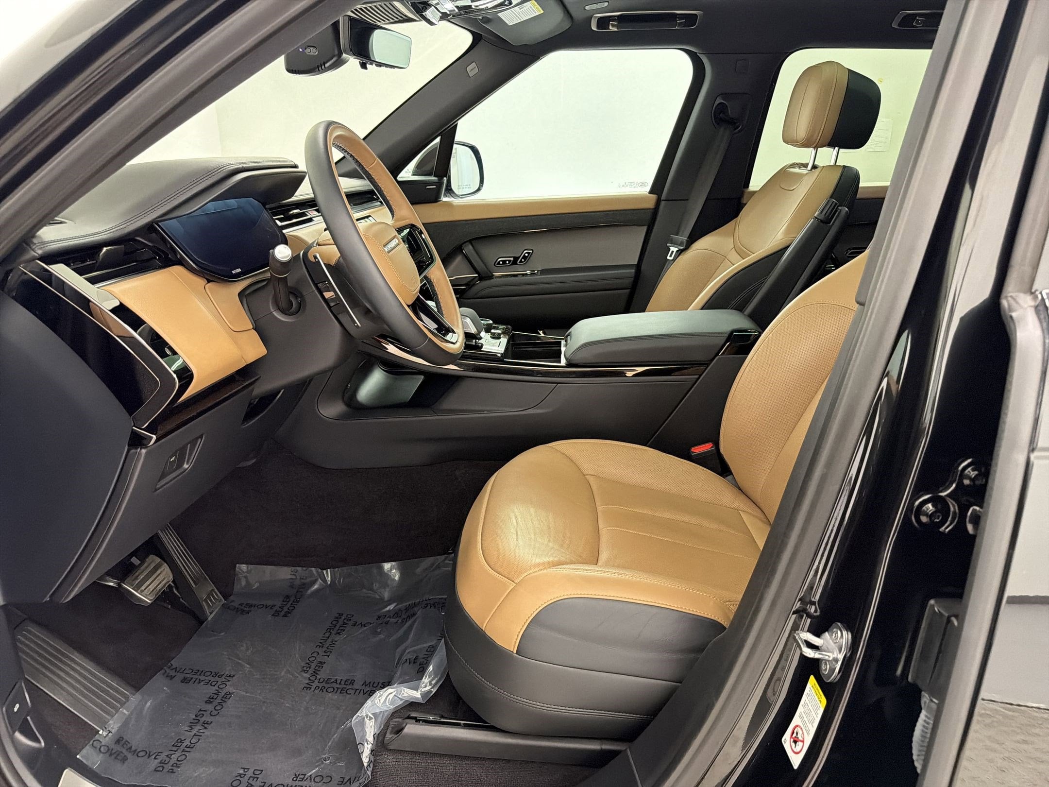 2023 Land Rover Range Rover Sport SE Dynamic photo 4