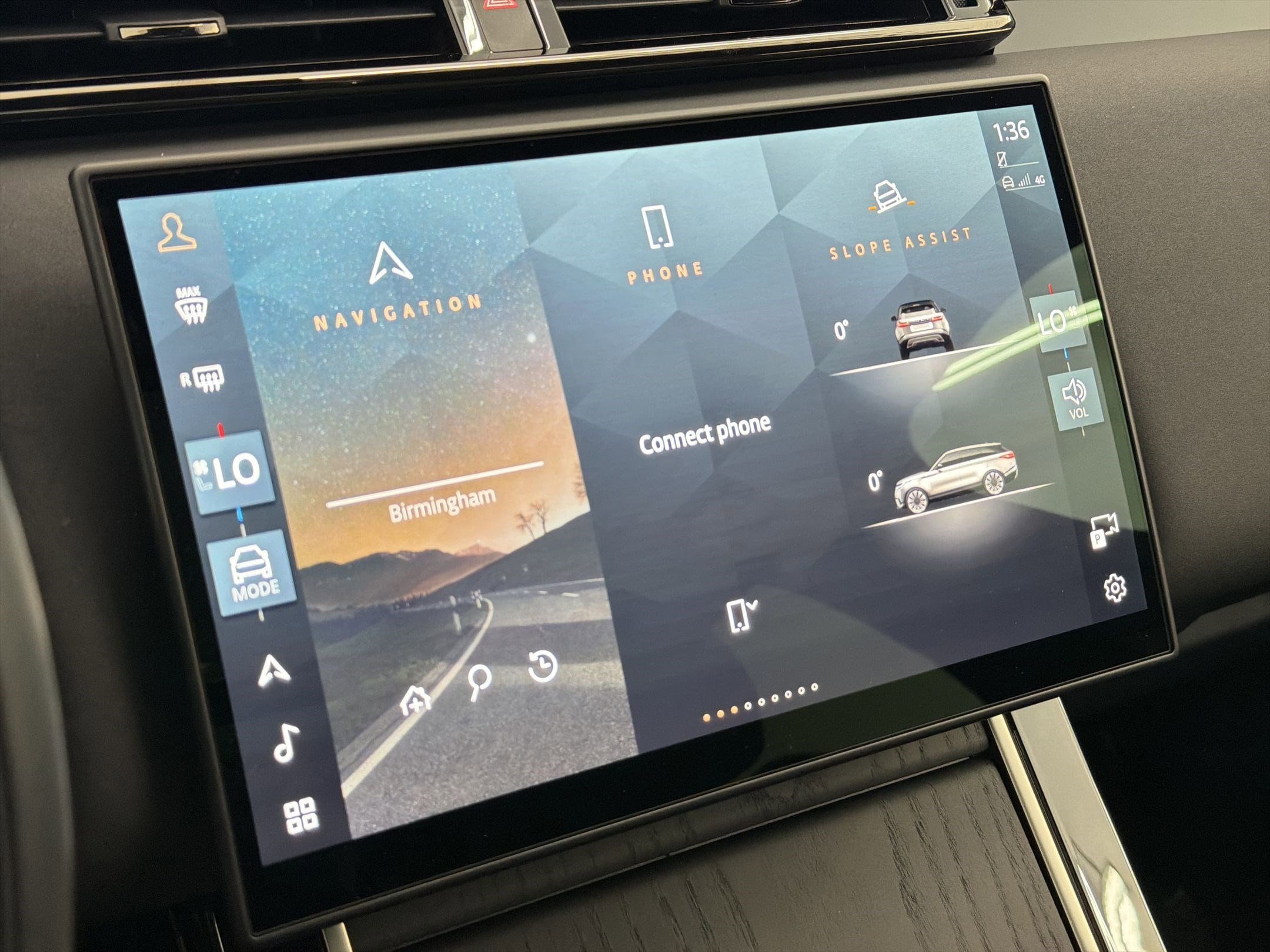 2025 Land Rover Range Rover Velar Dynamic SE - Photo 19
