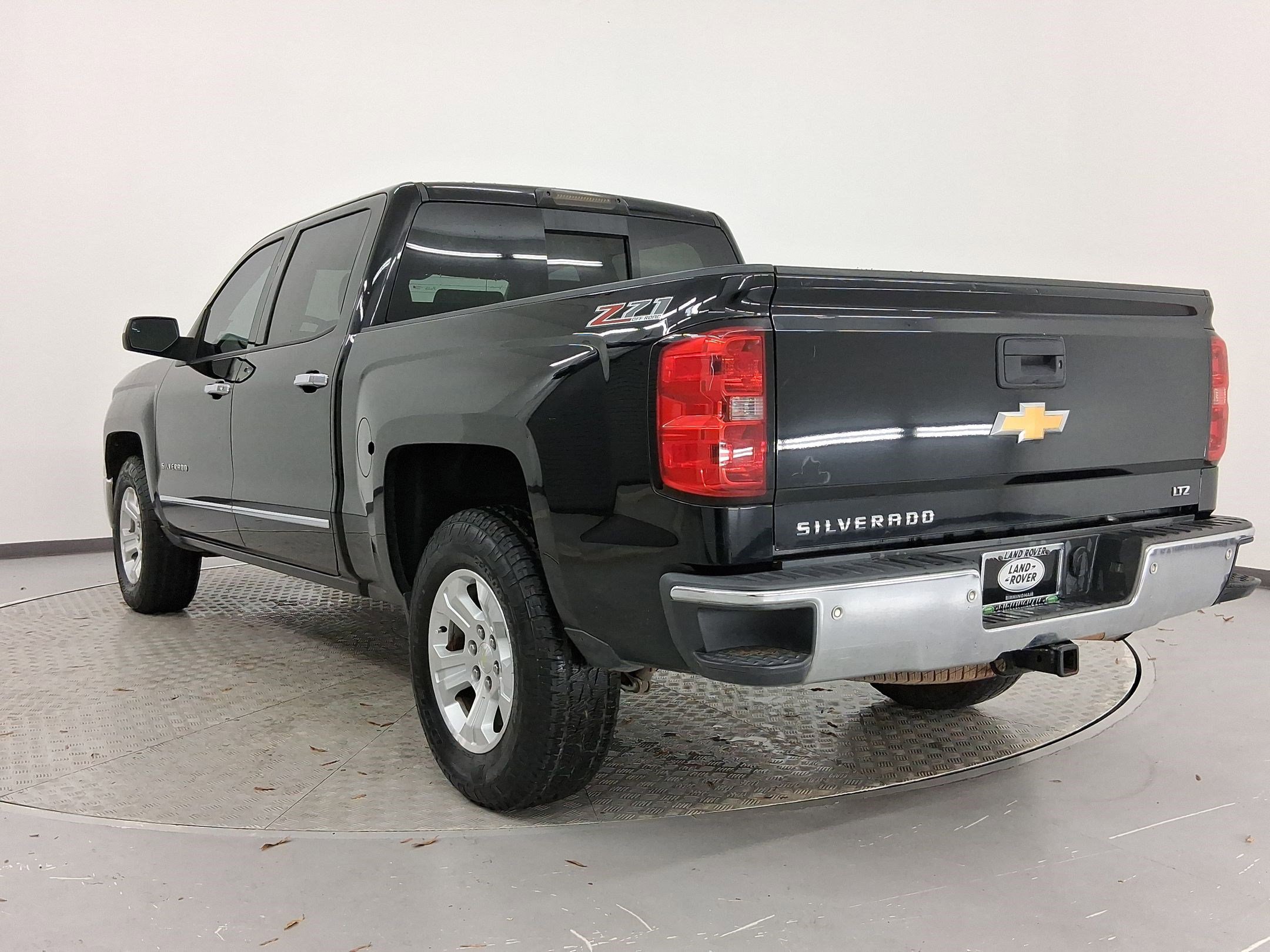2014 Chevrolet Silverado 1500 LTZ photo 3
