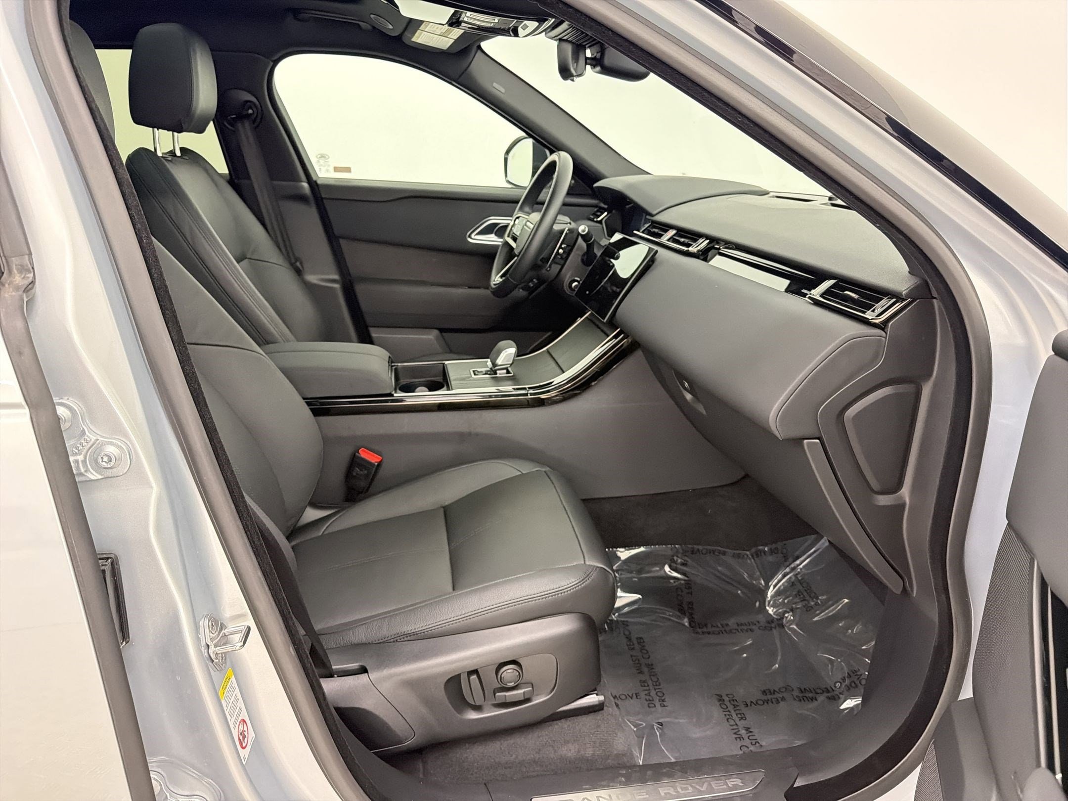 2025 Land Rover Range Rover Velar Dynamic SE - Photo 26