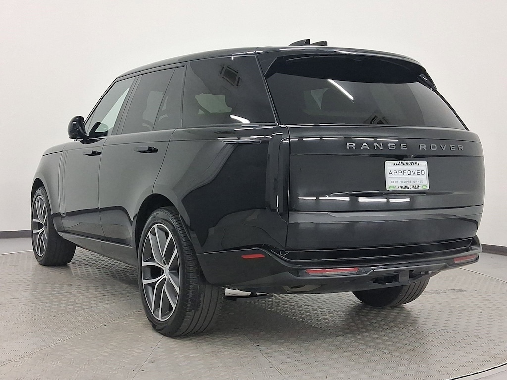 Certified 2025 Land Rover Range Rover P400 SE SUV