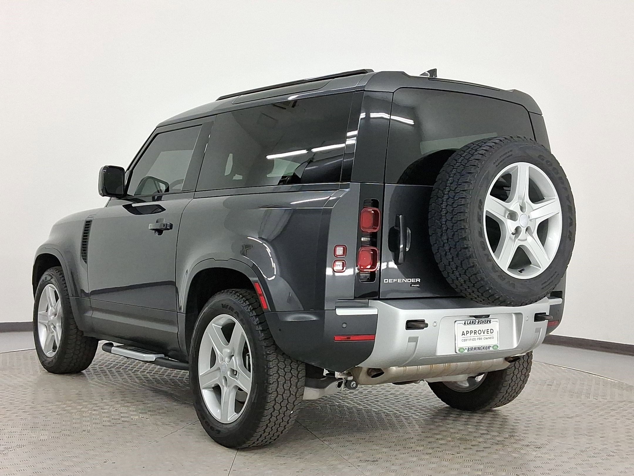 2023 Land Rover Defender 90 SE photo 2