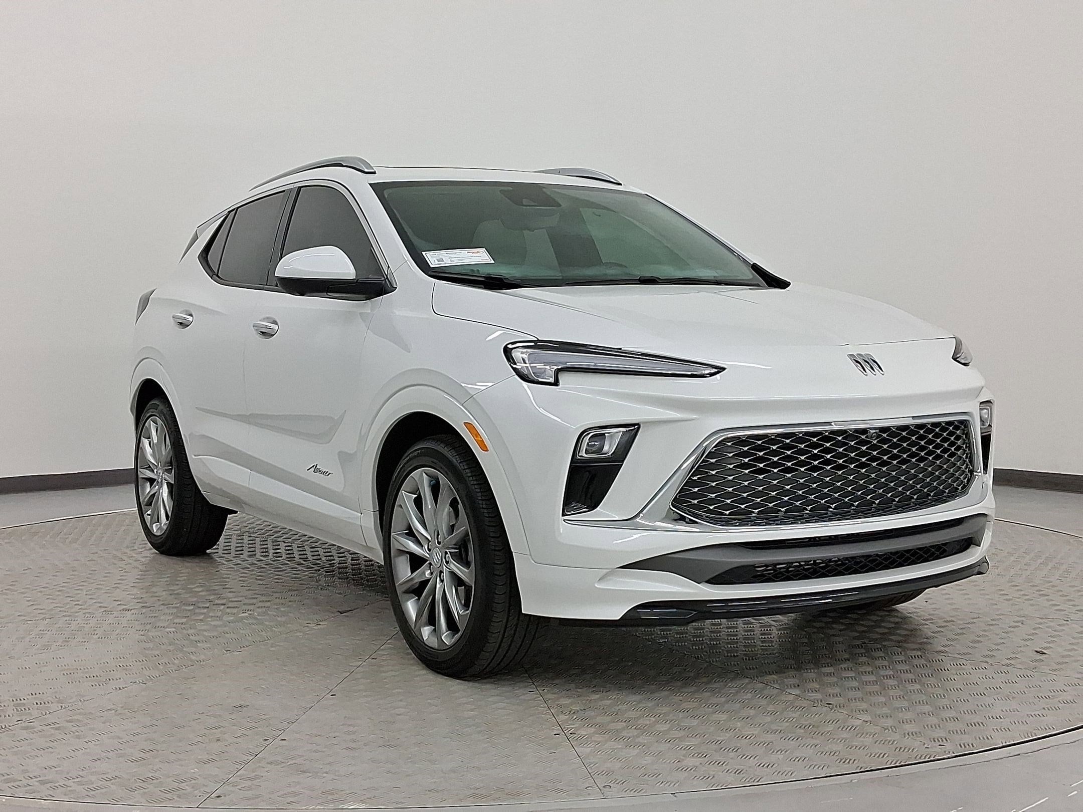 2025 Buick Encore GX Avenir photo 6