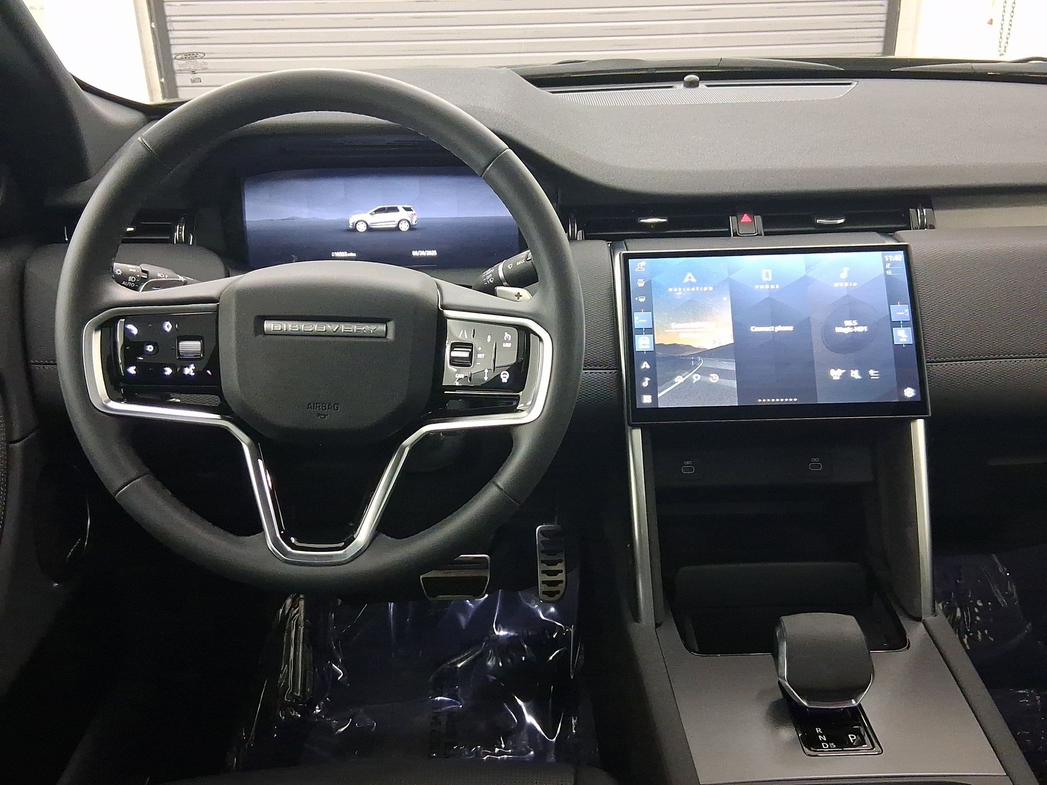 2025 Land Rover Discovery Sport Dynamic SE - Photo 20