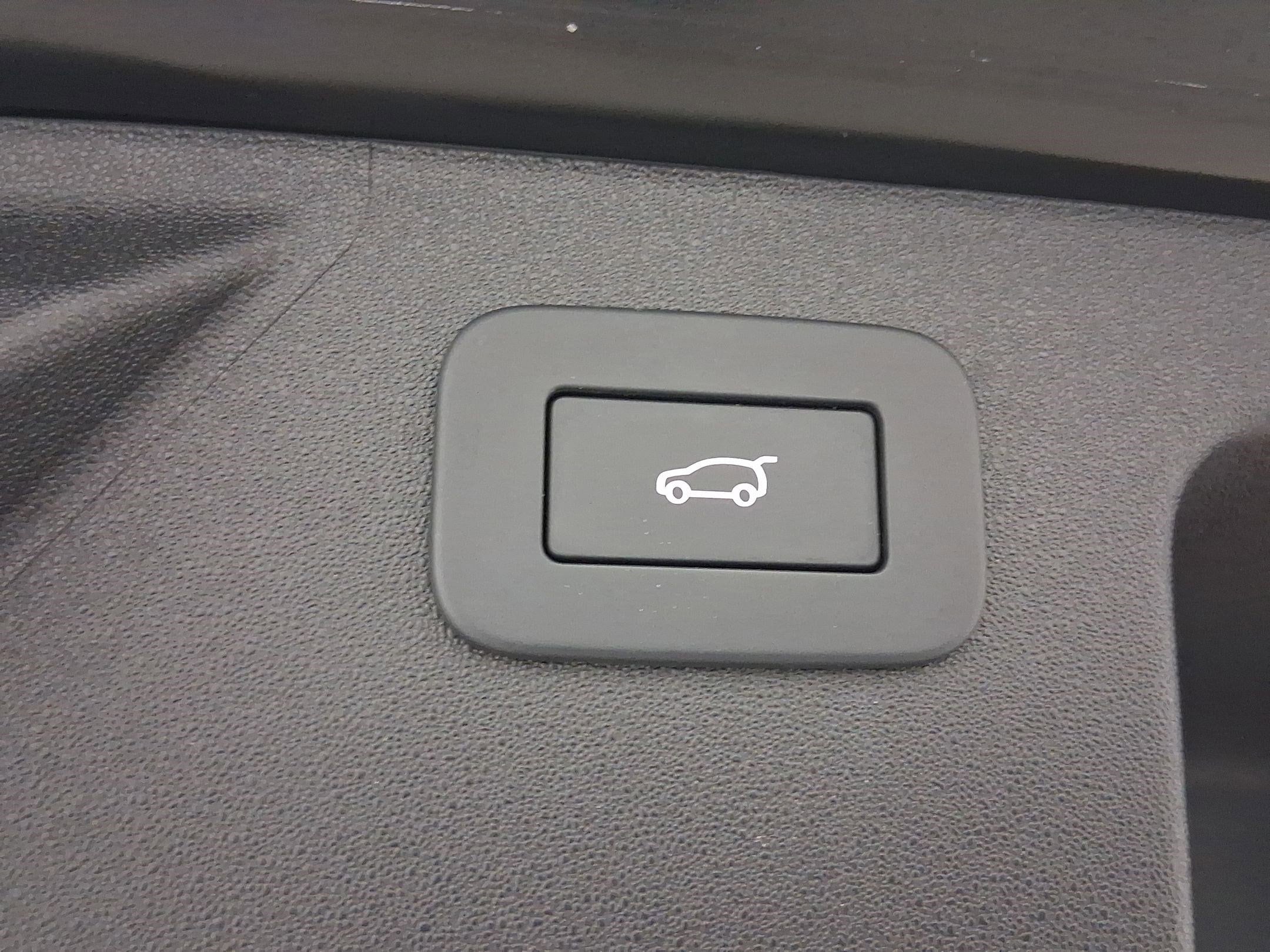2025 Land Rover Discovery Sport Dynamic SE - Photo 31