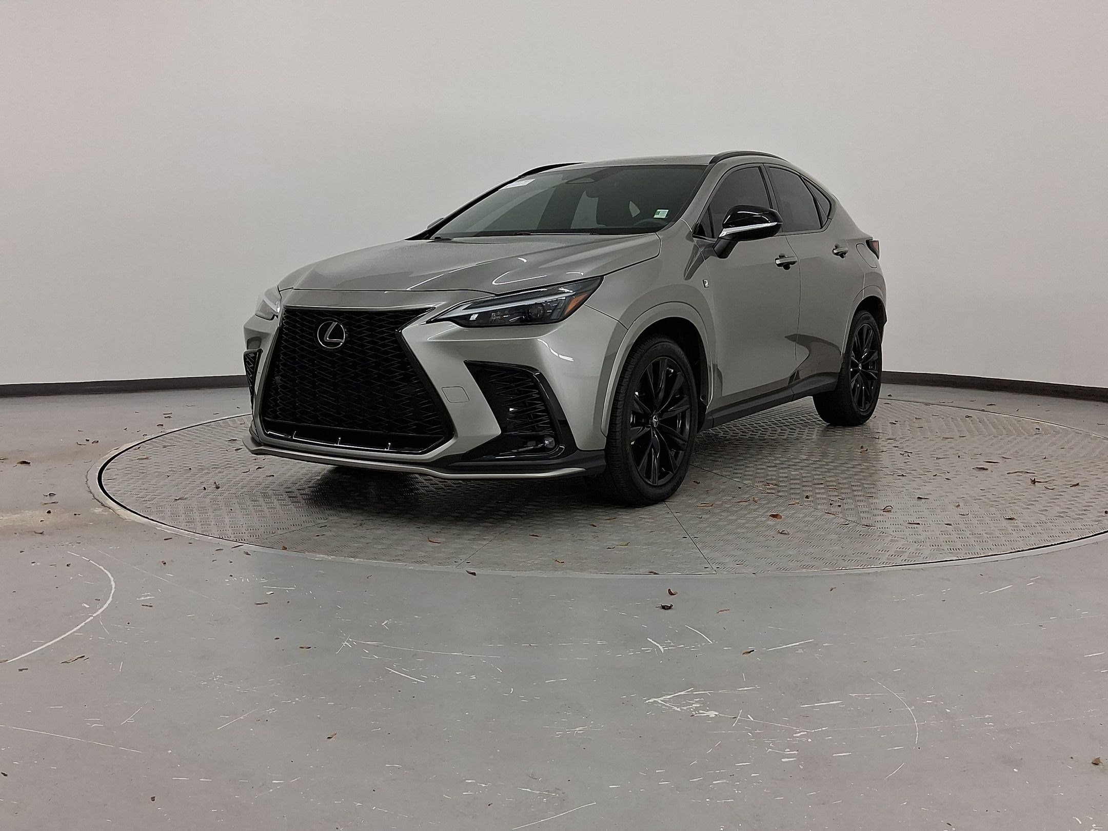 2022 Lexus NX 350's photo