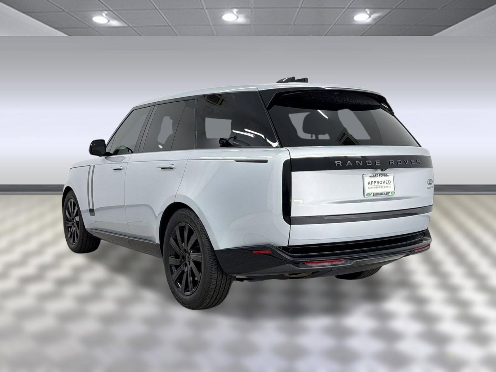 2023 Land Rover Range Rover P400 SE photo 2