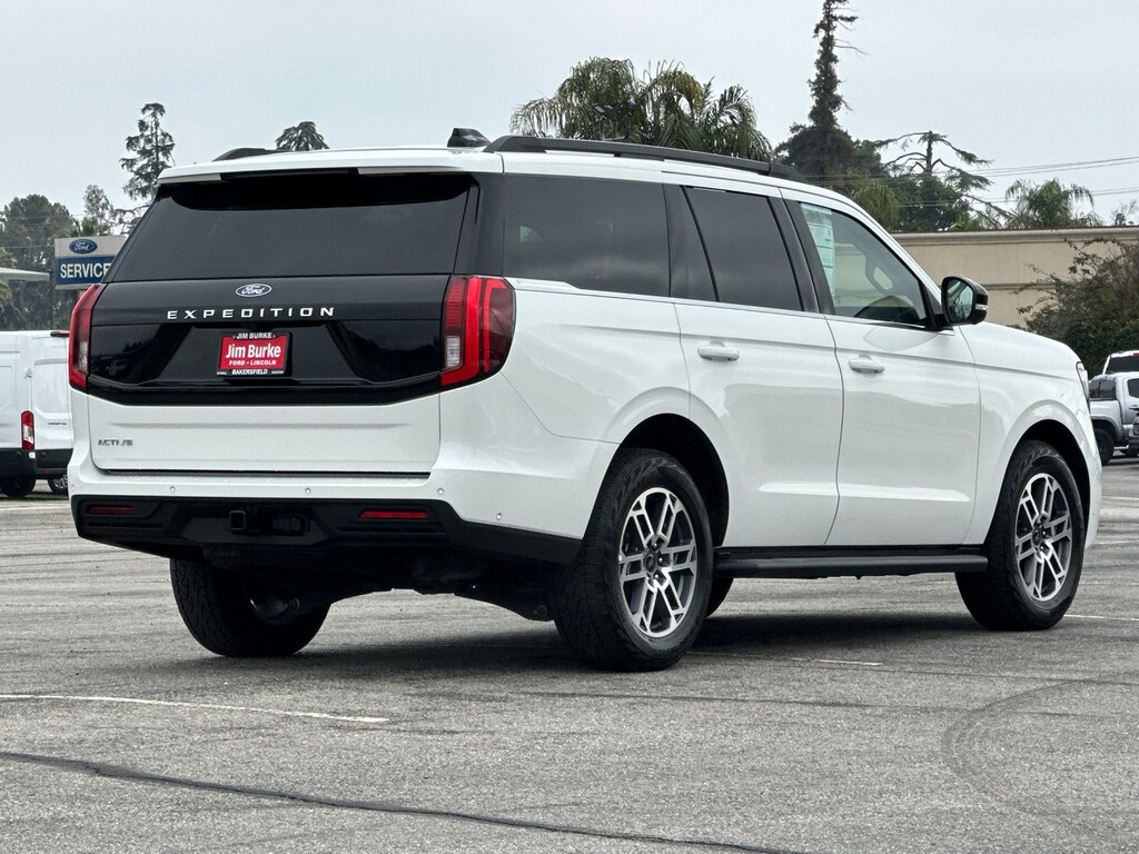 Used 2025 Ford Expedition Active SUV