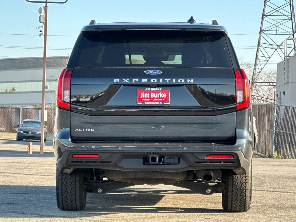 2025 Ford Expedition Active