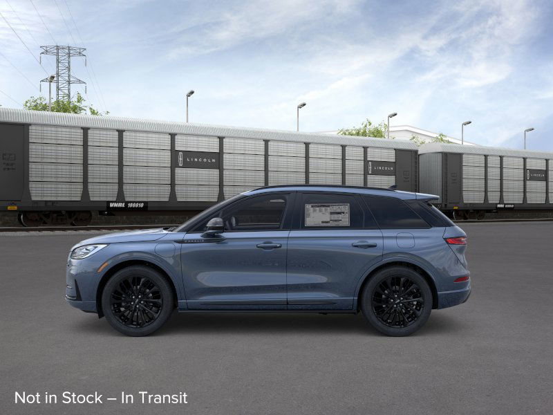 2025 Lincoln Corsair Grand Touring photo 2