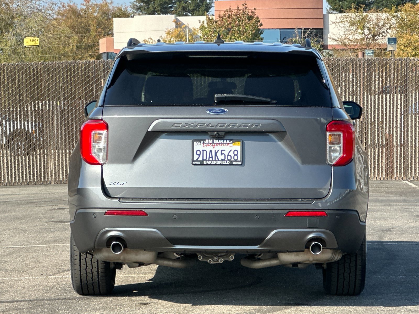 2022 Ford Explorer XLT photo 3