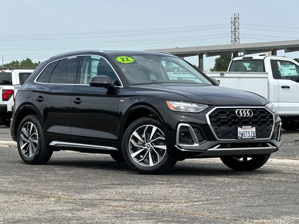 2022 Audi Q5 Premium
