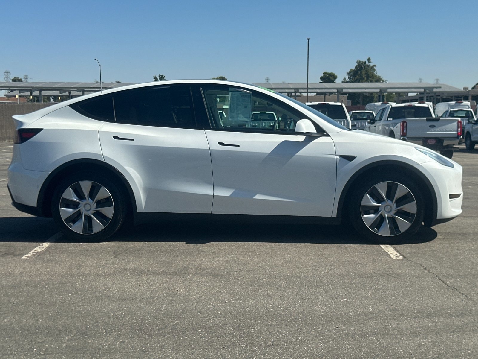 Used 2021 Tesla Model Y Long Range with VIN 5YJYGDEE2MF222556 for sale in Northfield, Minnesota