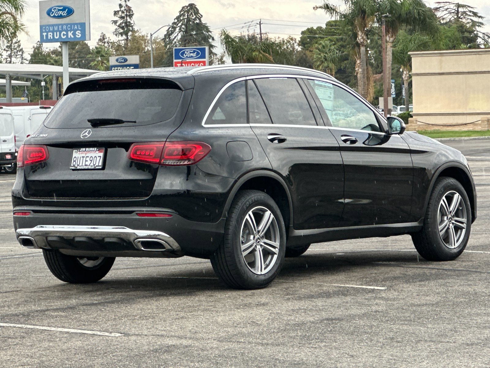 2021 Mercedes Benz GLC 300 photo 3