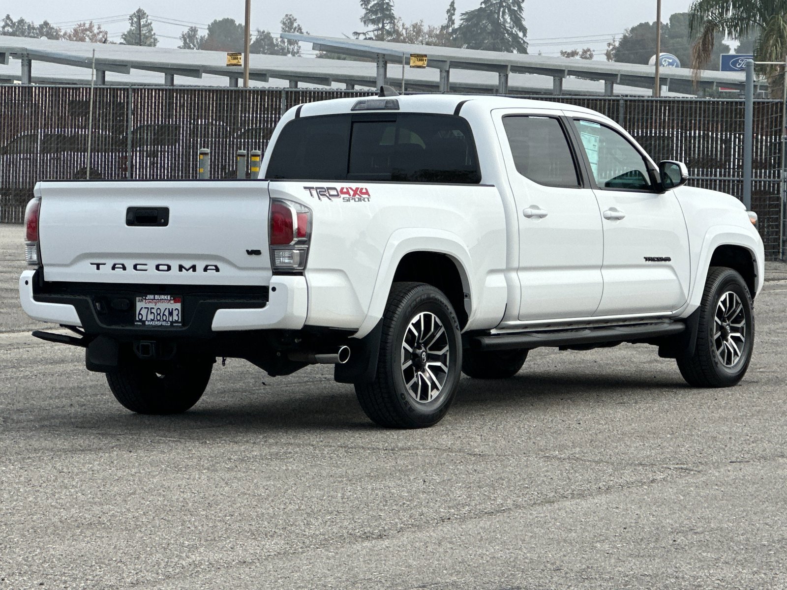 2022 Toyota Tacoma 4x4 photo 2