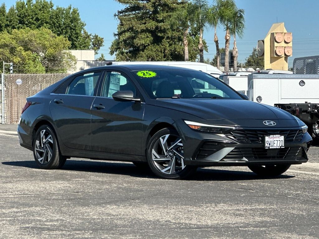 Certified 2025 Hyundai Elantra Hybrid Limited Sedan