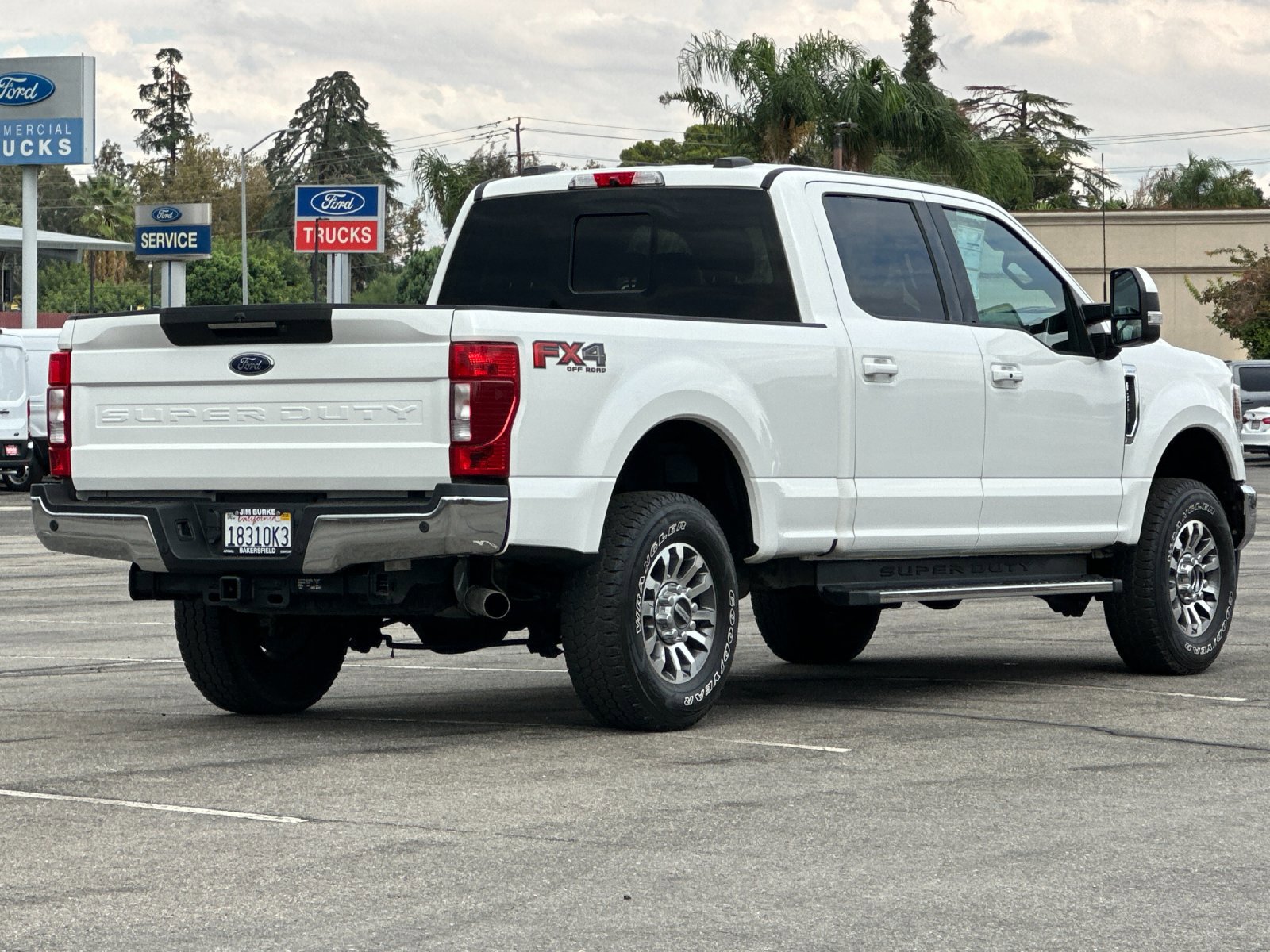 2022 Ford F-350 Lariat photo 3