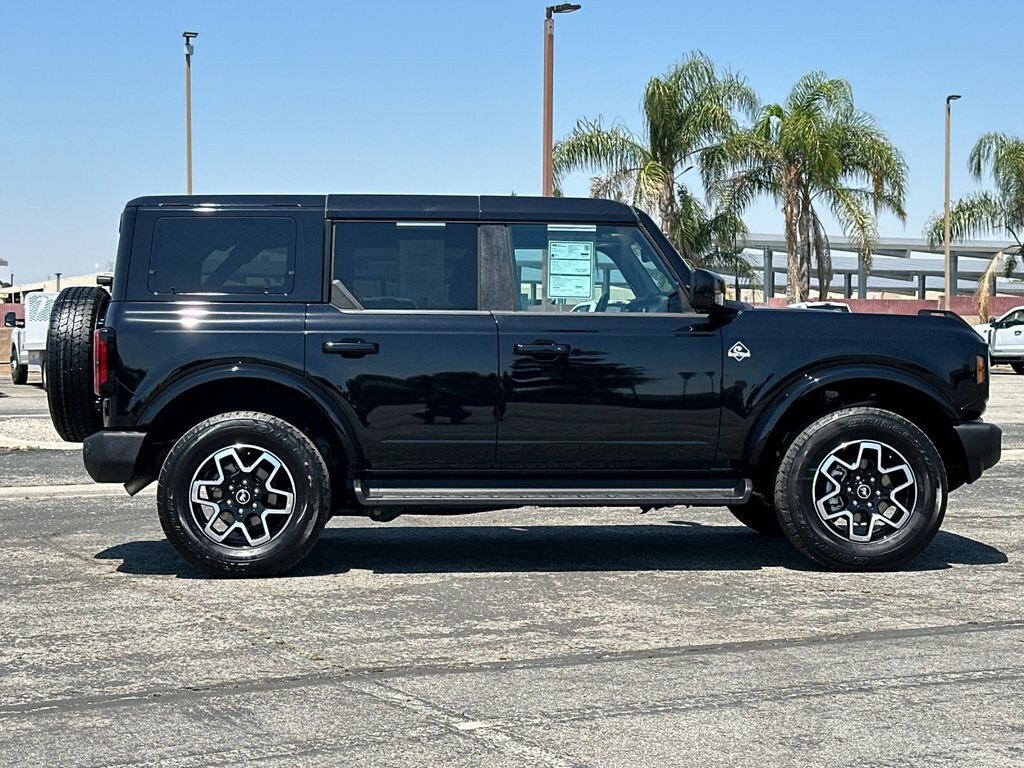 Certified 2025 Ford Bronco Outer Banks SUV