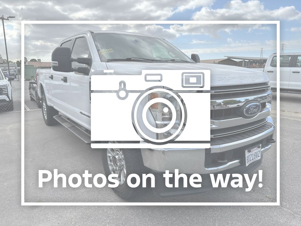 2020 Ford F-250 XLT 4x4 Crew Cab 8' Box's photo