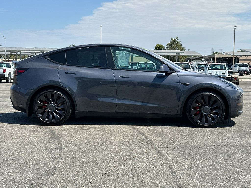 Used 2022 Tesla Model Y Performance with VIN 7SAYGDEF9NF397626 for sale in Bakersfield, CA