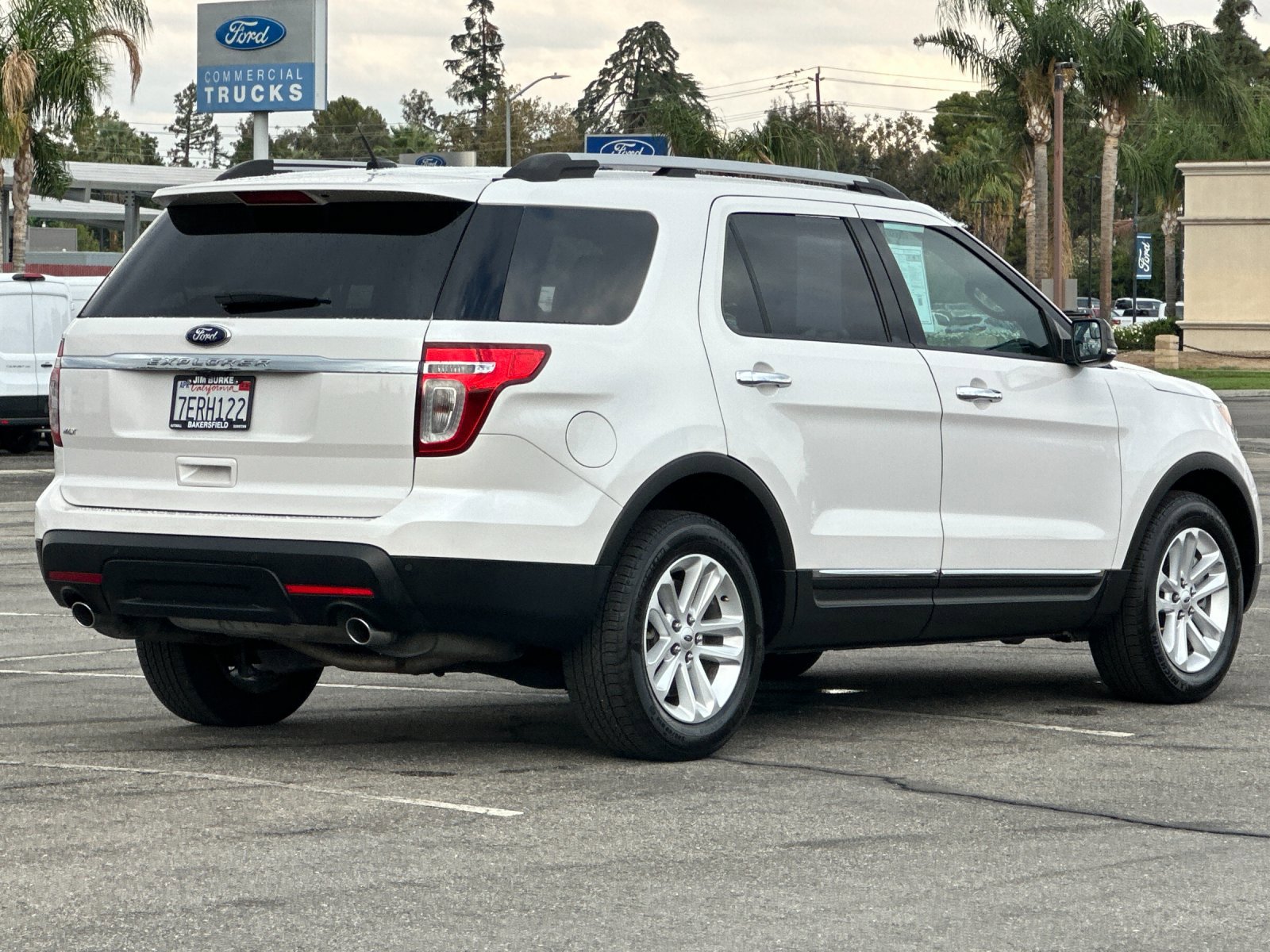 2014 Ford Explorer XLT photo 3