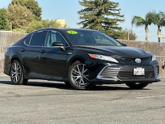 2021 Toyota Camry Hybrid Hybrid XLE Sedan