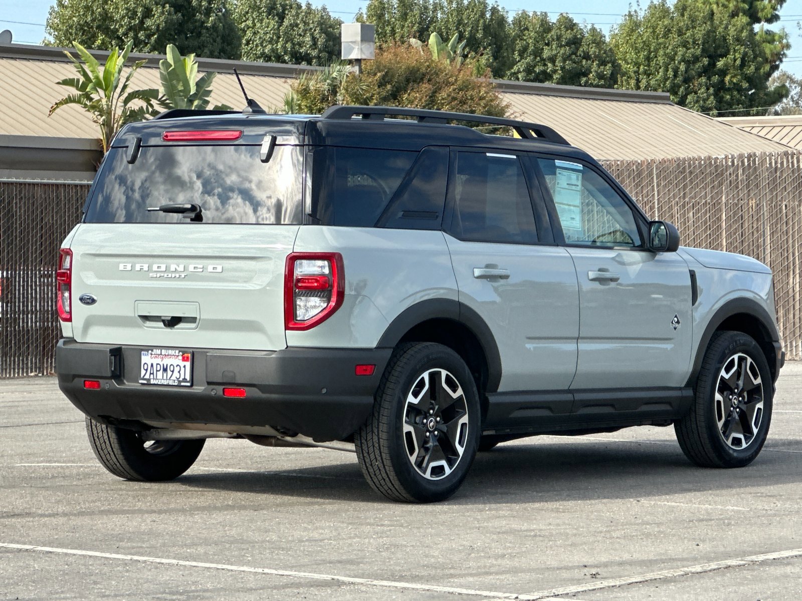 2022 Ford Bronco Sport Outer Banks photo 3