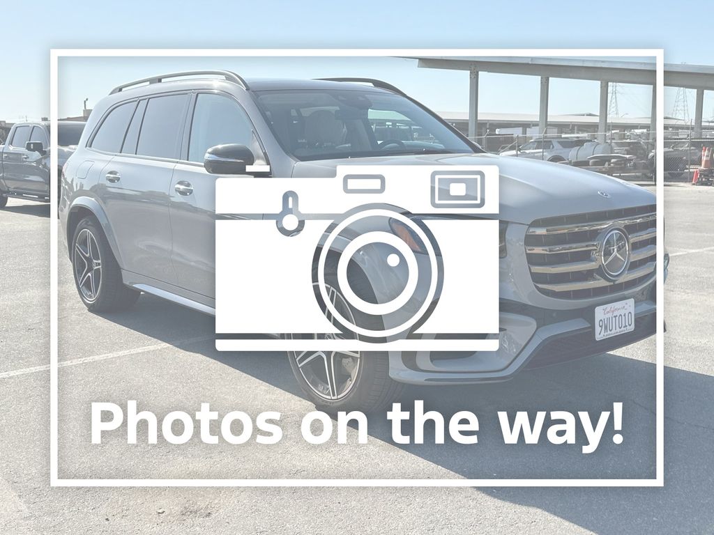 2025 Mercedes-Benz GLS GLS 450 4MATIC's photo
