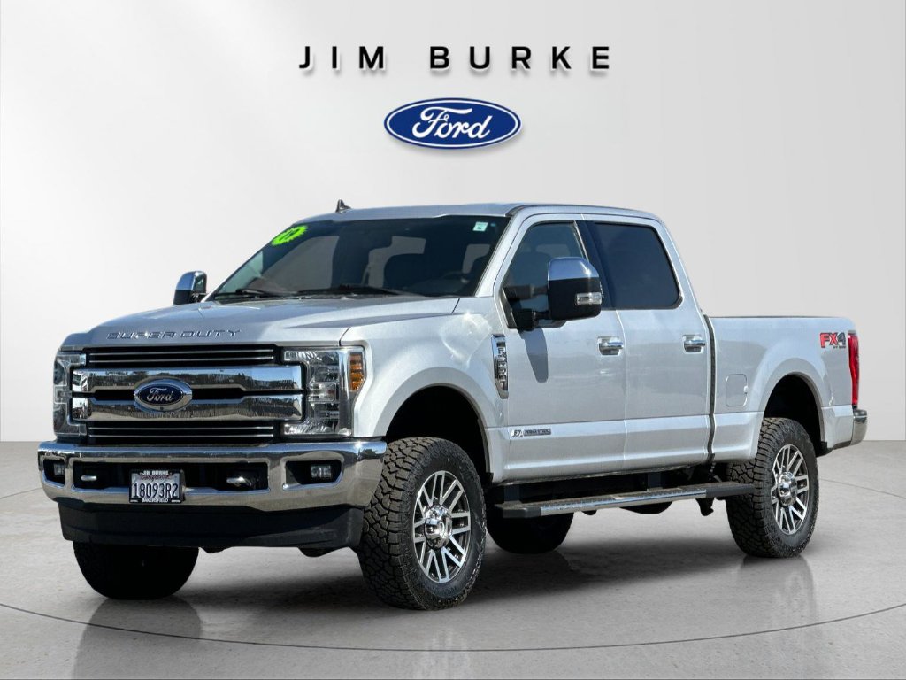 2019 Ford F-250SD Lariat Truck