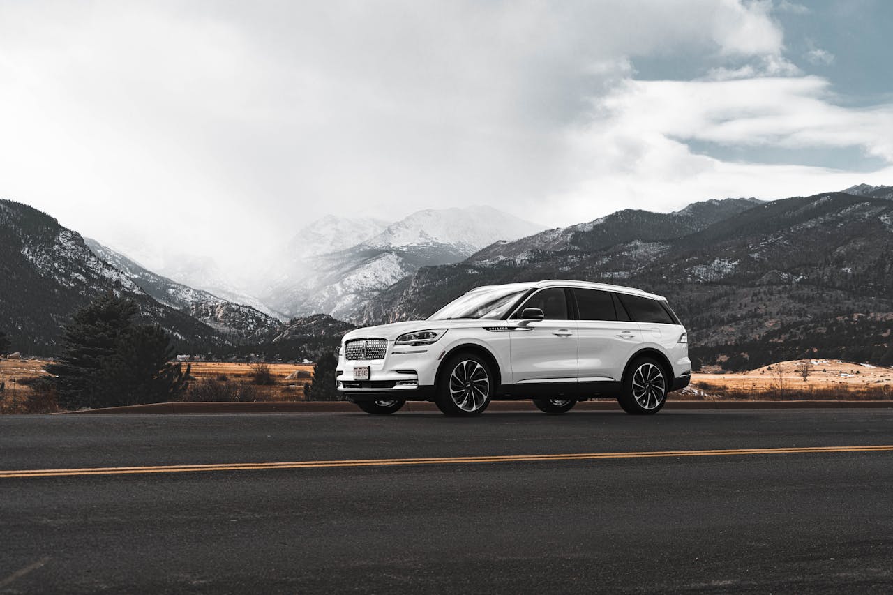 white lincoln