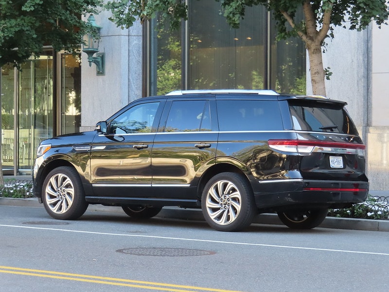 lincoln navigator parked on side of road