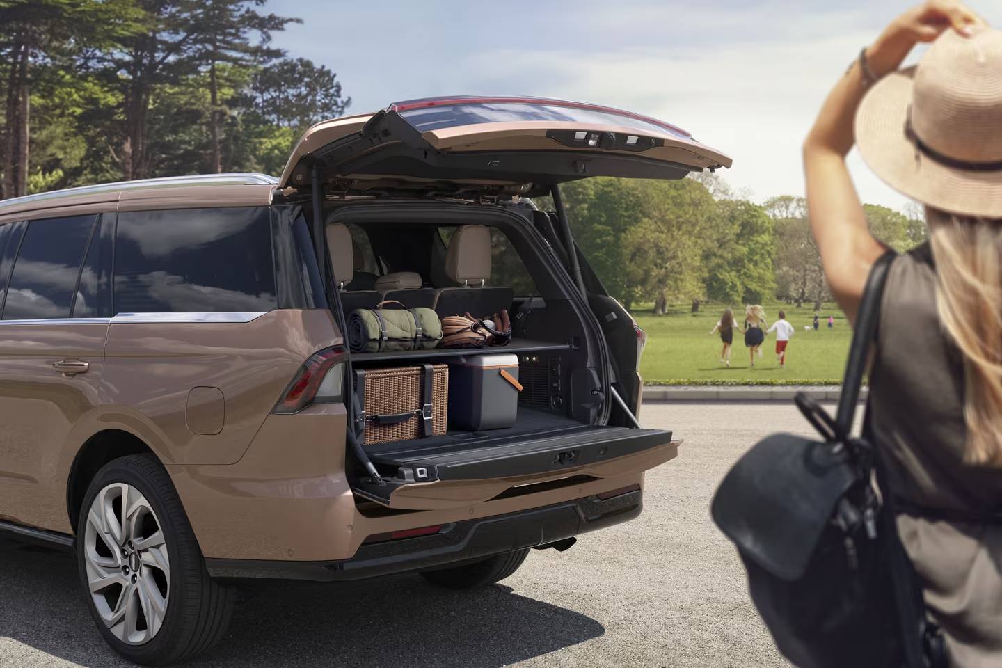 lincoln navigator trunk