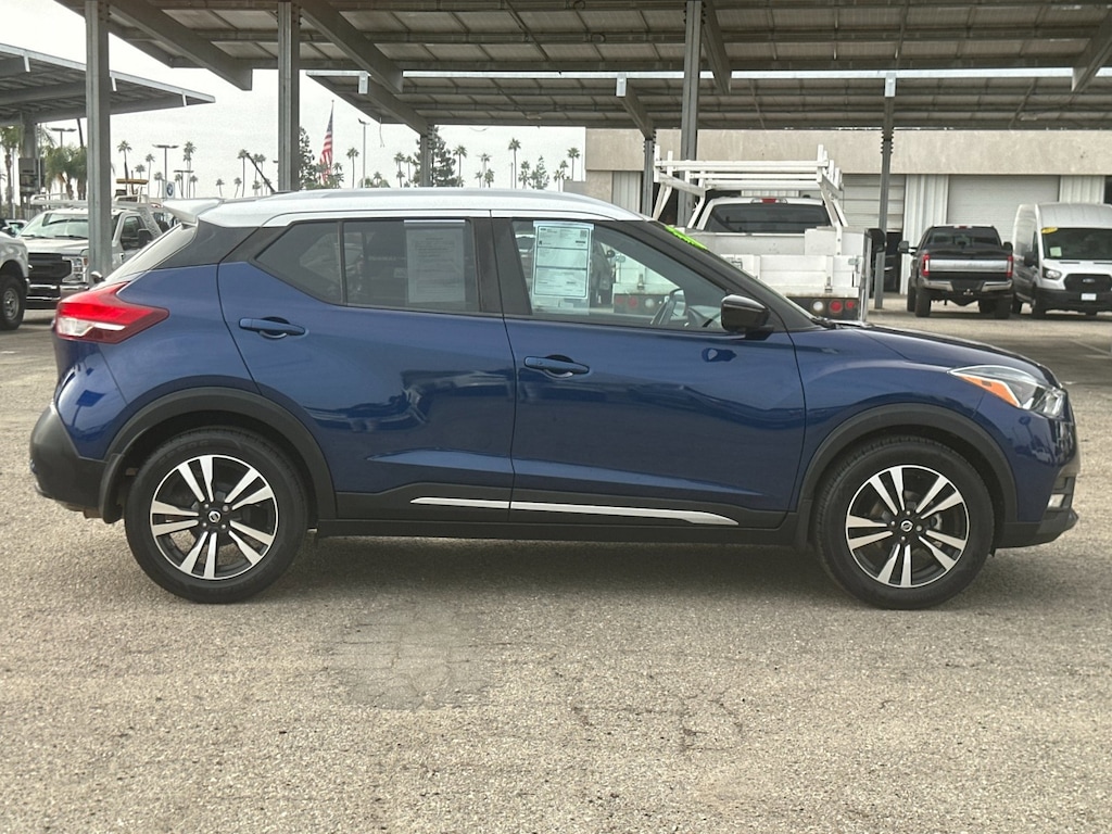 Used 2019 Nissan Kicks SR SUV