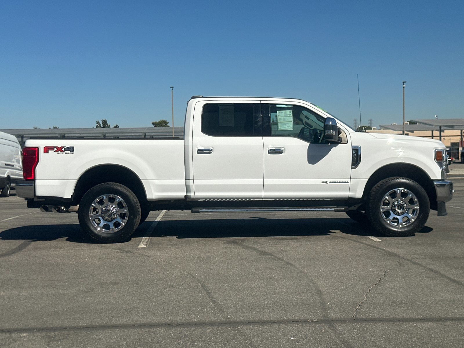 2020 Ford F-350 Lariat photo 2