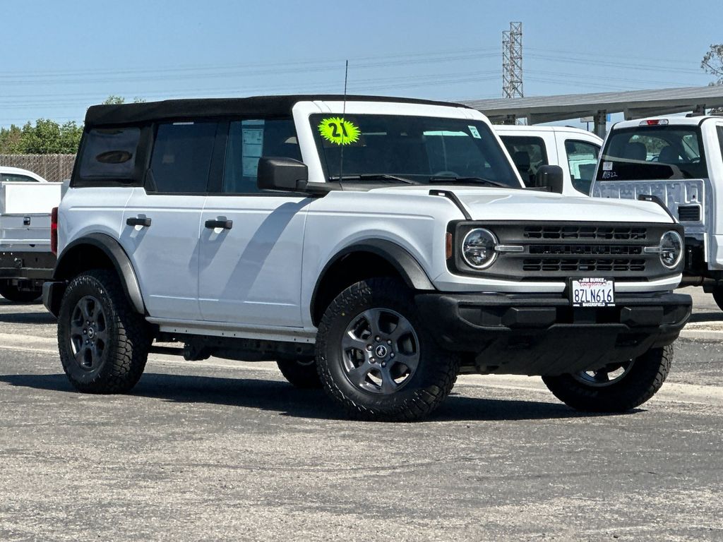 2021 Ford Bronco Base 4x4's photo