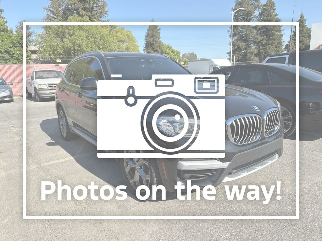 2021 BMW X3 sDrive30i's photo