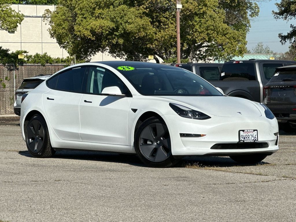 2023 Tesla Model 3 Base