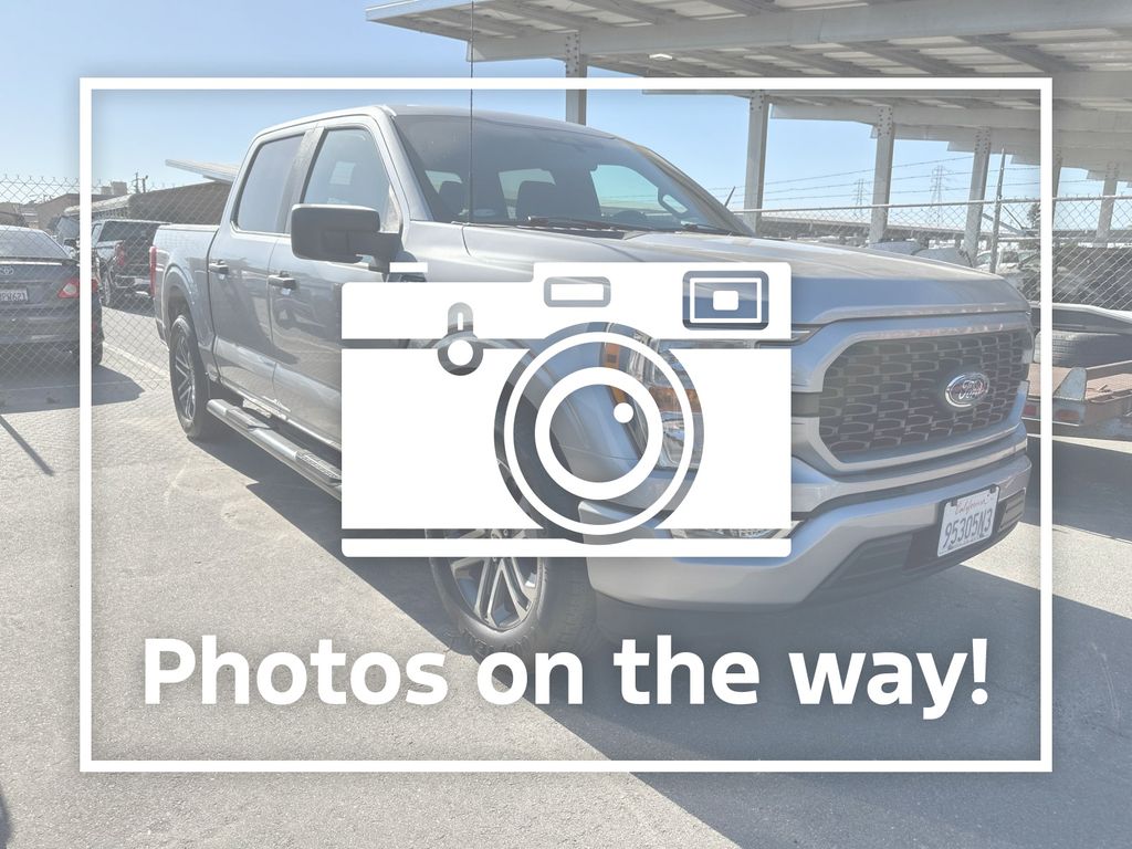 2022 Ford F-150 XL SuperCrew 5-1/2 Box's photo