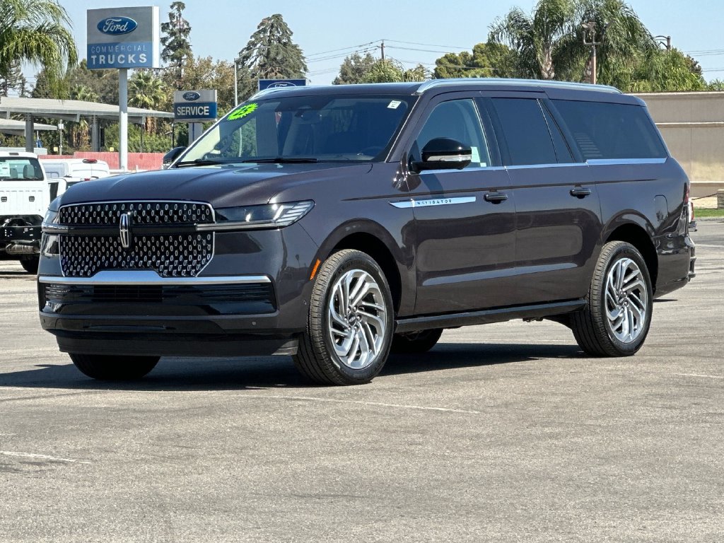 2025 Lincoln Navigator